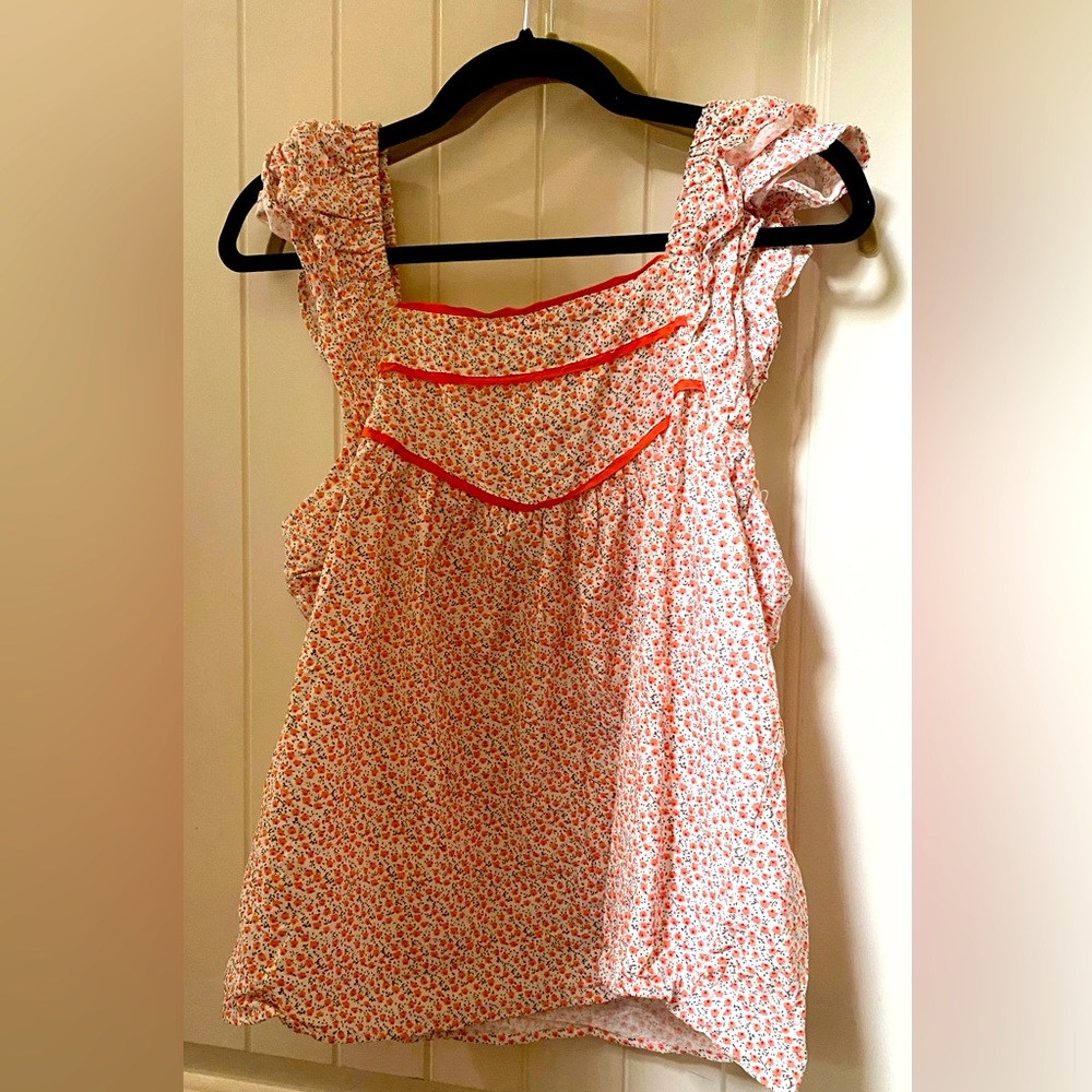 EUC orange floral ditsy top